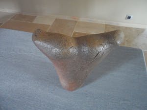 Antoinette van Brussel - Torso donkere glanzende keramiek gesigneerd binnenkant kopen? Bied vanaf 48!