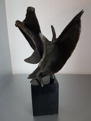 Bernadette Leijdekkers - Brons beeld " de wind in de zeilen " kopen? Bied vanaf 50!