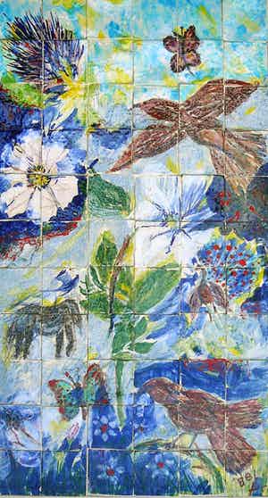 Niet of onleesbaar gesigneerd - Keramisch tegeltableau 'Zomer' -1988- verkocht voor € 10!