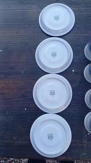 Arabia - 4 kop en schotel Uthua kopen? Bied vanaf 25!