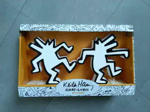 Keith Haring - boekensteunen - espresso kopje en schotel - muismat in 1 kavel ! kopen? Bied vanaf 50!