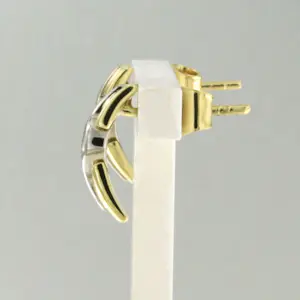 14k bicolour gouden oorknoppen bezet met briljant geslepen diamant tot. 0,06ct kopen? Bied vanaf 250!