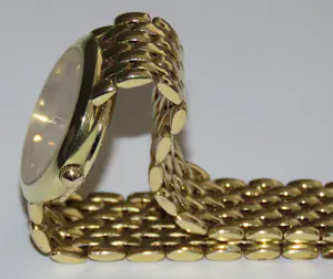 Gouden dames polshorloge van het merk Bouchard, 14 karaat kopen? Bied vanaf 2350!