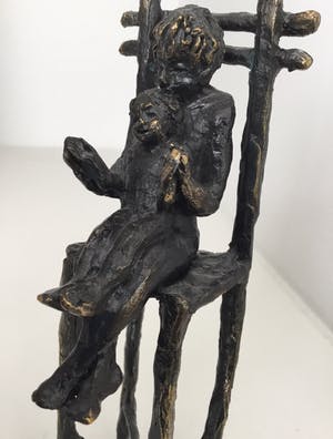 Astrid Veldhuyzen-Koppen - Sculptuur “ Moeder en kind “ kopen? Bied vanaf 65!