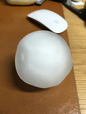 Onbekend - Presse-papier - sneeuwbal - glaskunst kopen? Bied vanaf 25!