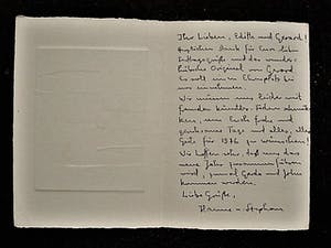 Niet of onleesbaar gesigneerd - 3 verschillende Duitse Etsen - 1975 - potloodgesign. -met tekst binnenzijde kopen? Bied vanaf 1!