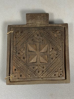 Dogon - Ethiopisch wooden icon with 2 handpainted icons. - Ethiopia kopen? Bied vanaf 65!