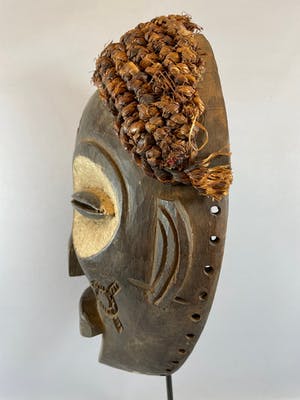 Chokwe - 220267 African mask from the Chokwe - Angola. kopen? Bied vanaf 55!