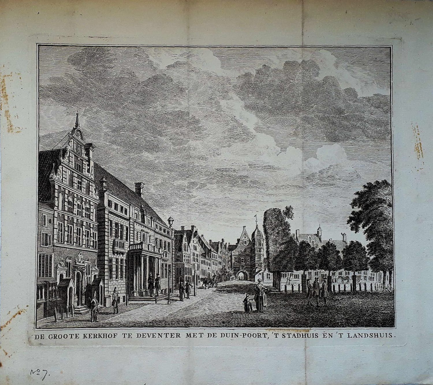 Hendrik Spilman - De Groote Kerkhof te Deventer met de Duin-Poort, ’t Stadhuis en ’t Landshuis verkocht voor € 25!