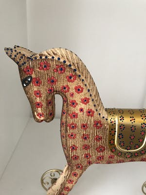 Marianne Bey - Red Flowers kopen? Bied vanaf 40!