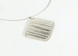 Menno Meijer - Lot van drie kettingen kopen? Bied vanaf 50!