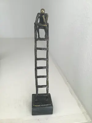 Corry Ammerlaan - Sculptuur “ De denkende mens “. Gesigneerd kopen? Bied vanaf 1!