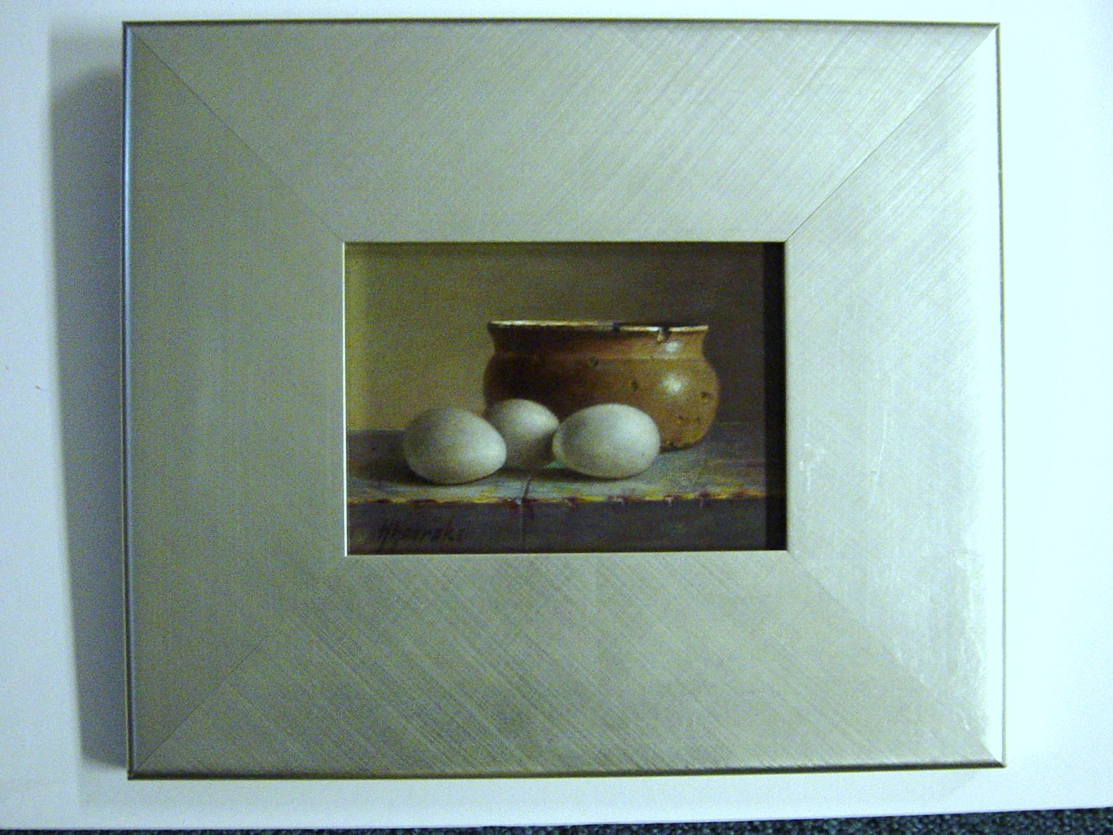 Hans Habraken - stilleven met bruine pot en witte eieren verkocht voor € 275!