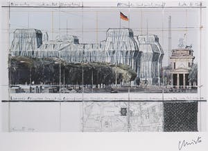 Christo - Handgesigneerd exemplaar Wrapped Reichstag Project for Berlin - Ingelijst kopen? Bied vanaf 1!