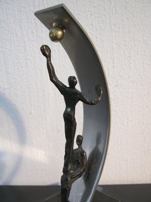 Corry Ammerlaan - Verbronsd/verzilverd sculptuur - "Vruchten Plukken" kopen? Bied vanaf 40!