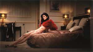 Erwin Olaf - Gesigneerde foto, Moscow Room 168 - Ingelijst verkocht voor € 1!