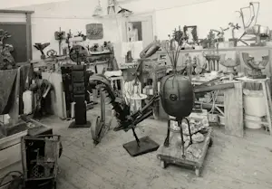 Rien Goené - Model in atelier kopen? Bied vanaf 650!