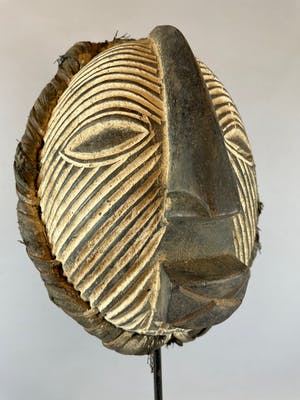Songye - African KIFWEBE shield from the Songye - Congo. kopen? Bied vanaf 40!