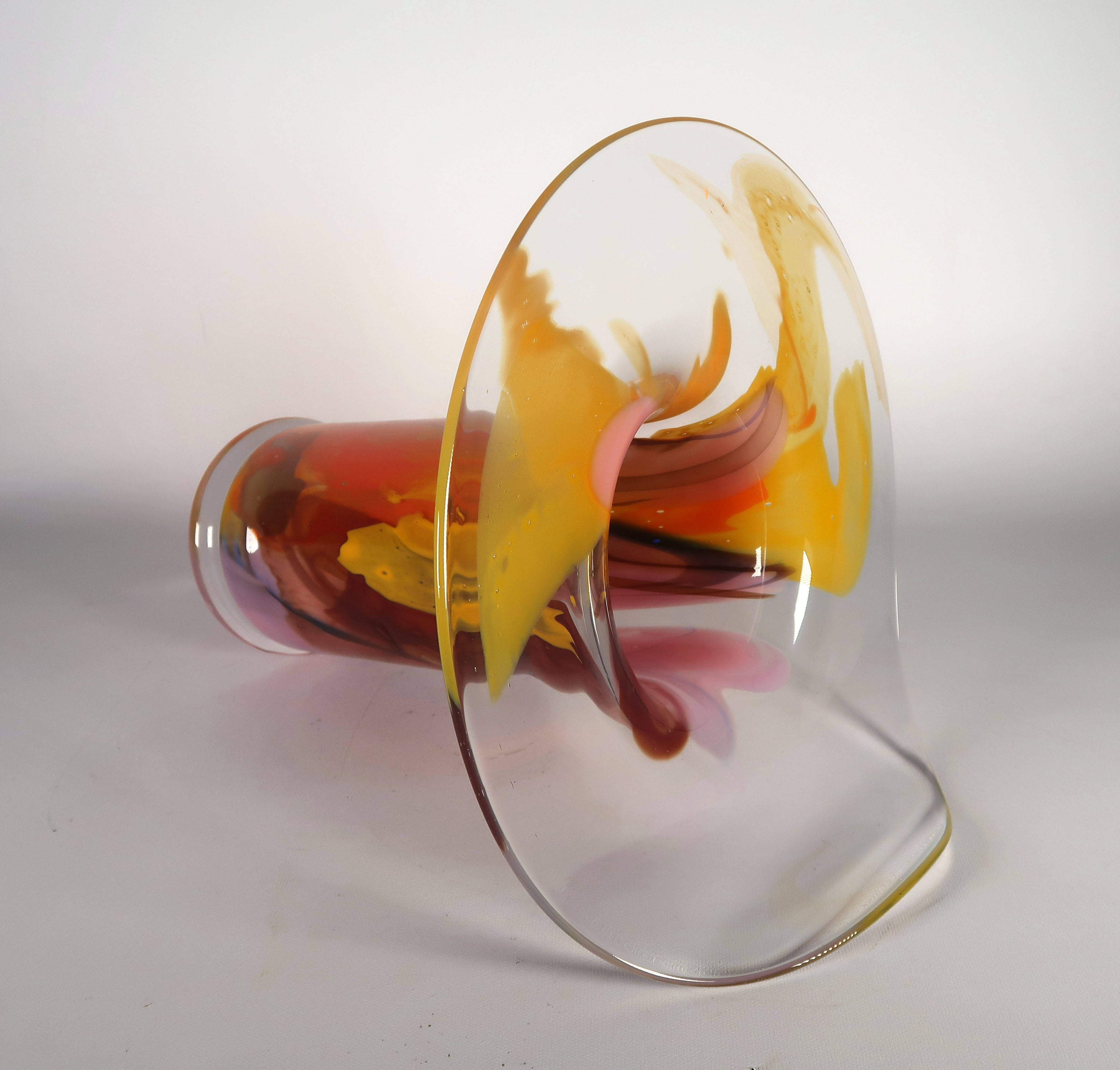 Willem Heesen - Glas, Trechtervaas met opstaande rand kopen? Bied vanaf 200!