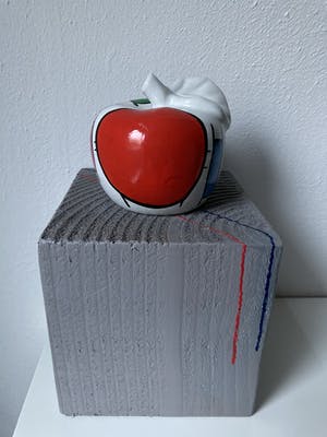 Marianne Bey - Like Apple / Mondriaan style kopen? Bied vanaf 70!