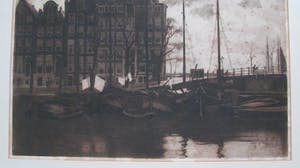 Willem Witsen - ets - Amsterdam - Binnenkant, met wapperende was op de schepen kopen? Bied vanaf 115!