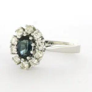 14k wit gouden ring bezet met saffier en briljant geslepen diamant tot. 0.40ct kopen? Bied vanaf 560!