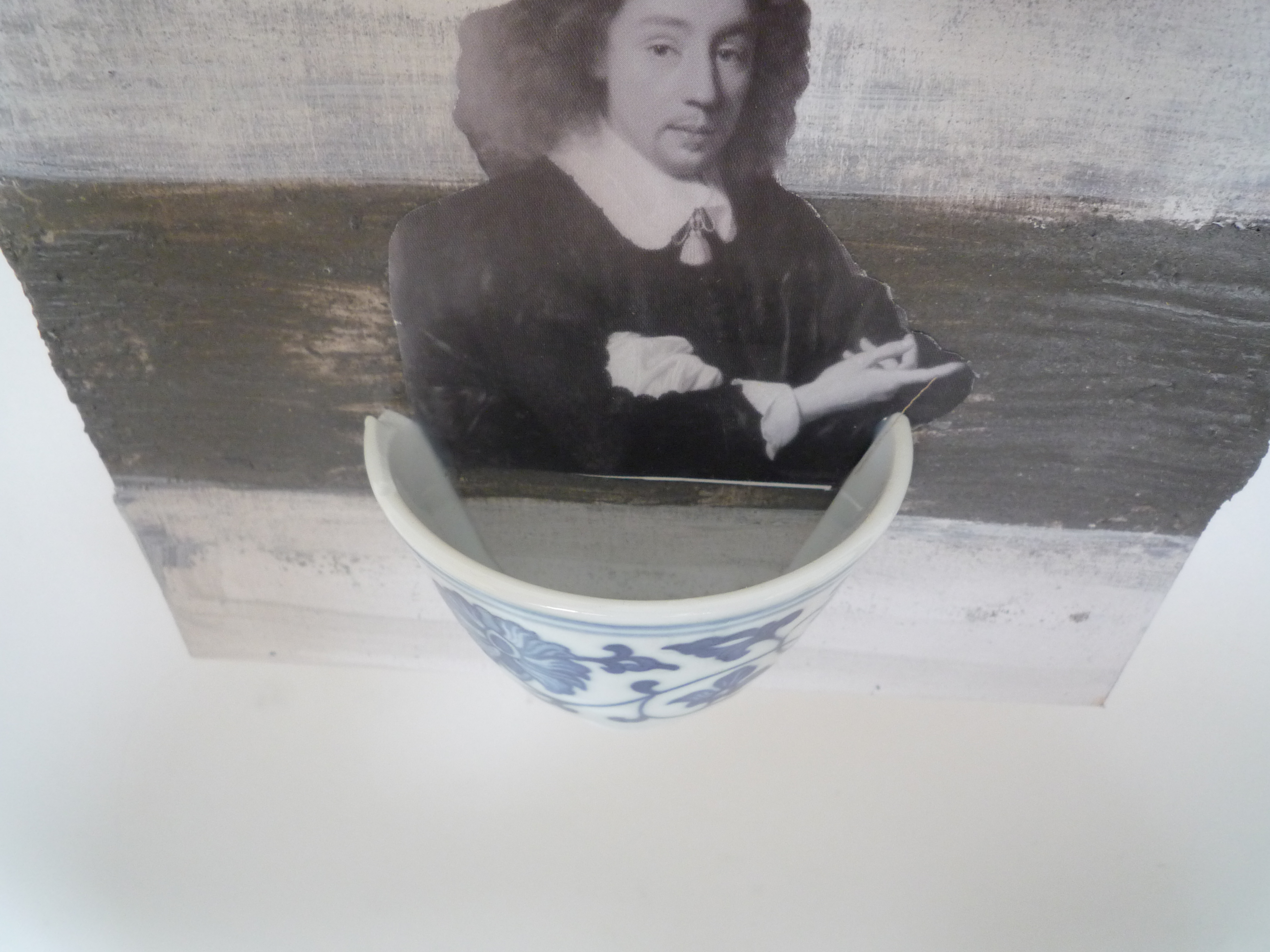 Irene van den Bos - Gentleman with his teacup. kopen? Bied vanaf 5!