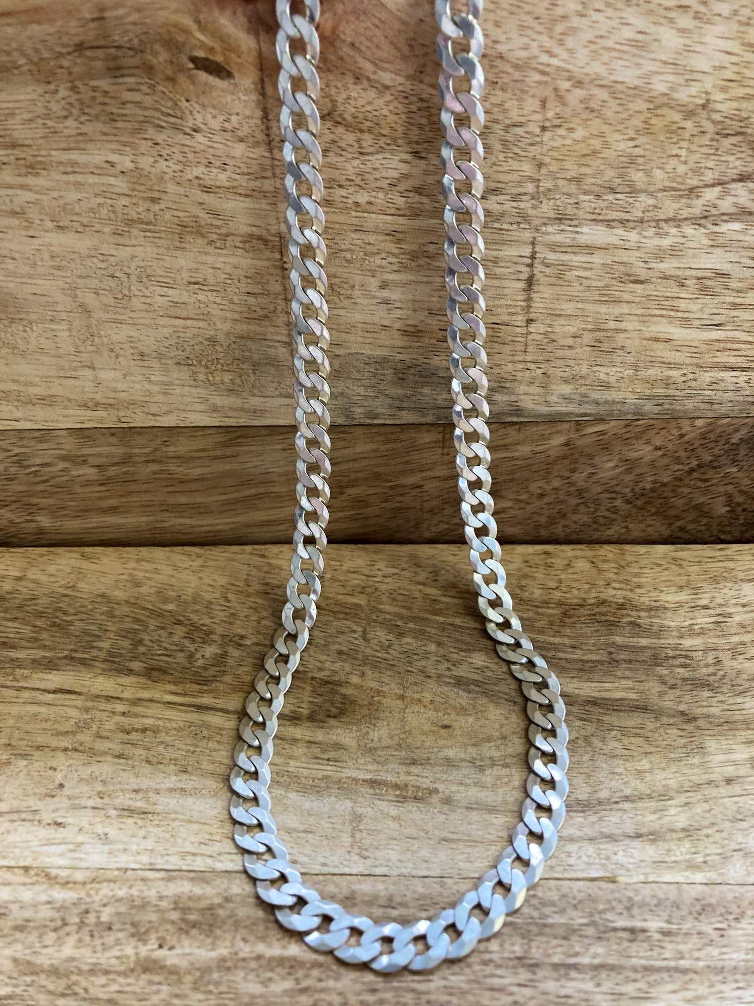 Zilveren geslepen gourmet schakelketting kopen? Bied vanaf 49!