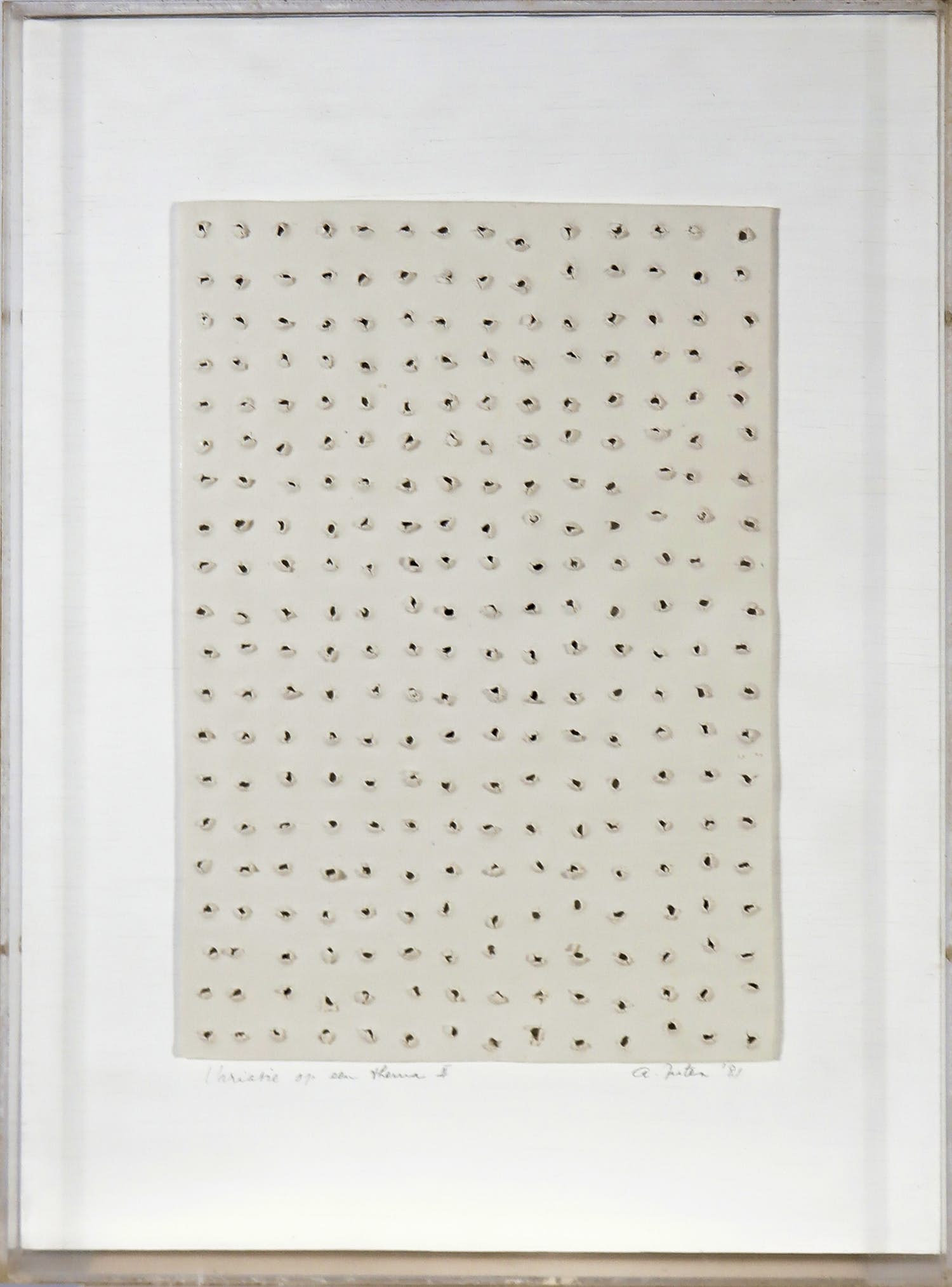 Agnes Juten - Keramiek, Variatie op een thema II (in plexiglas box) kopen? Bied vanaf 100!