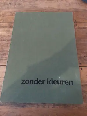Gerrit Kouwenaar - " Zonder Kleuren "...... kopen? Bied vanaf 10!