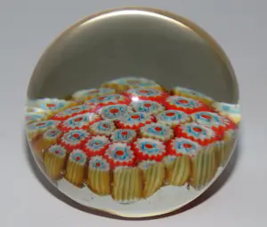 Glazen millefiori murano, glazen presse papier, blauw en rood kopen? Bied vanaf 150!