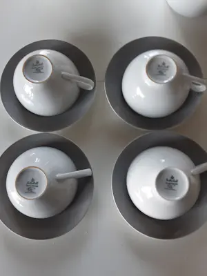 Andries Dirk Copier - Koffie- en theeservies Larissa ontworpen door Copier uitgegeven door Eschenbach kopen? Bied vanaf 100!