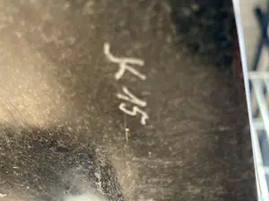 Jos Kuppens - Zwaar beeld van graniet en sodaliet, Geabstraheerd dierfiguur kopen? Bied vanaf 1000!