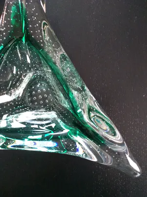 Niet of onleesbaar gesigneerd - Glazen Triangle met glasbelletjes. kopen? Bied vanaf 1!