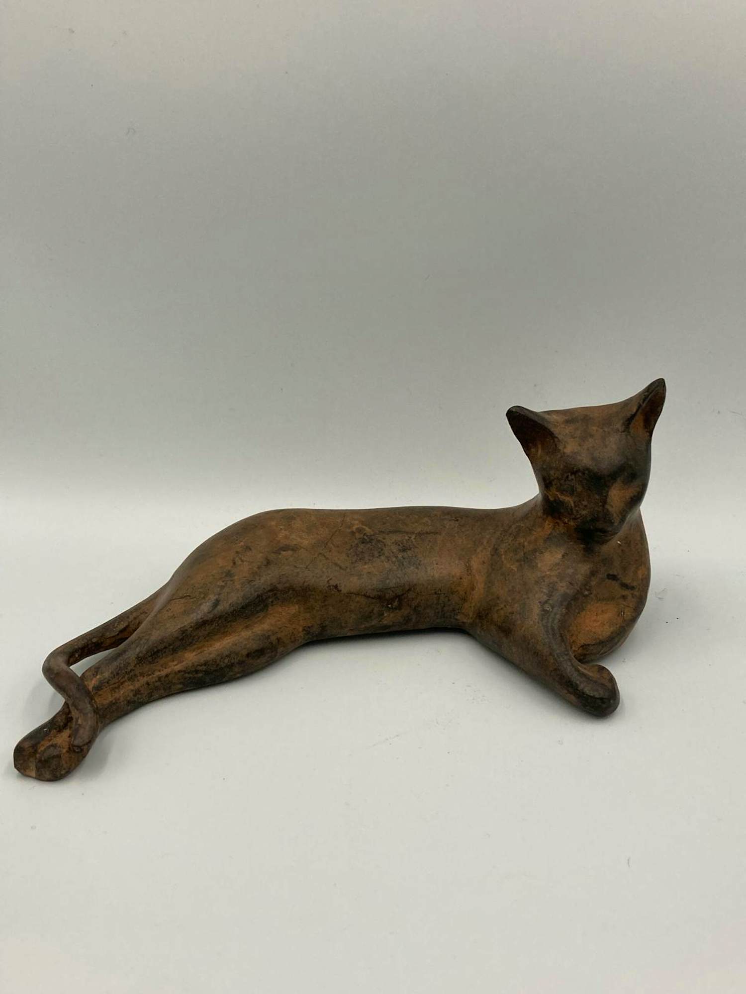 Brons (Onbekend) - Liggende kat kopen? Bied vanaf 120!