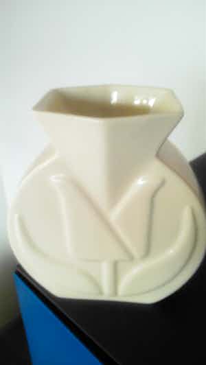 Keramiekfabriek Velsen - Tulpvaas verkocht voor € 19!