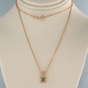 14k rose gouden collier met solitair hanger met briljant geslepen diamant 0.12ct kopen? Bied vanaf 250!
