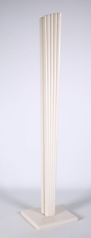 Marus van der Made - Corian sculptuur, Zonder titel kopen? Bied vanaf 100!