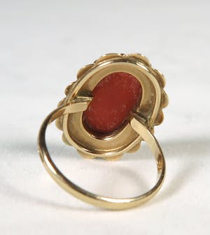 14K Goud - Collier, armband en ring met bloedkoraal kopen? Bied vanaf 300!