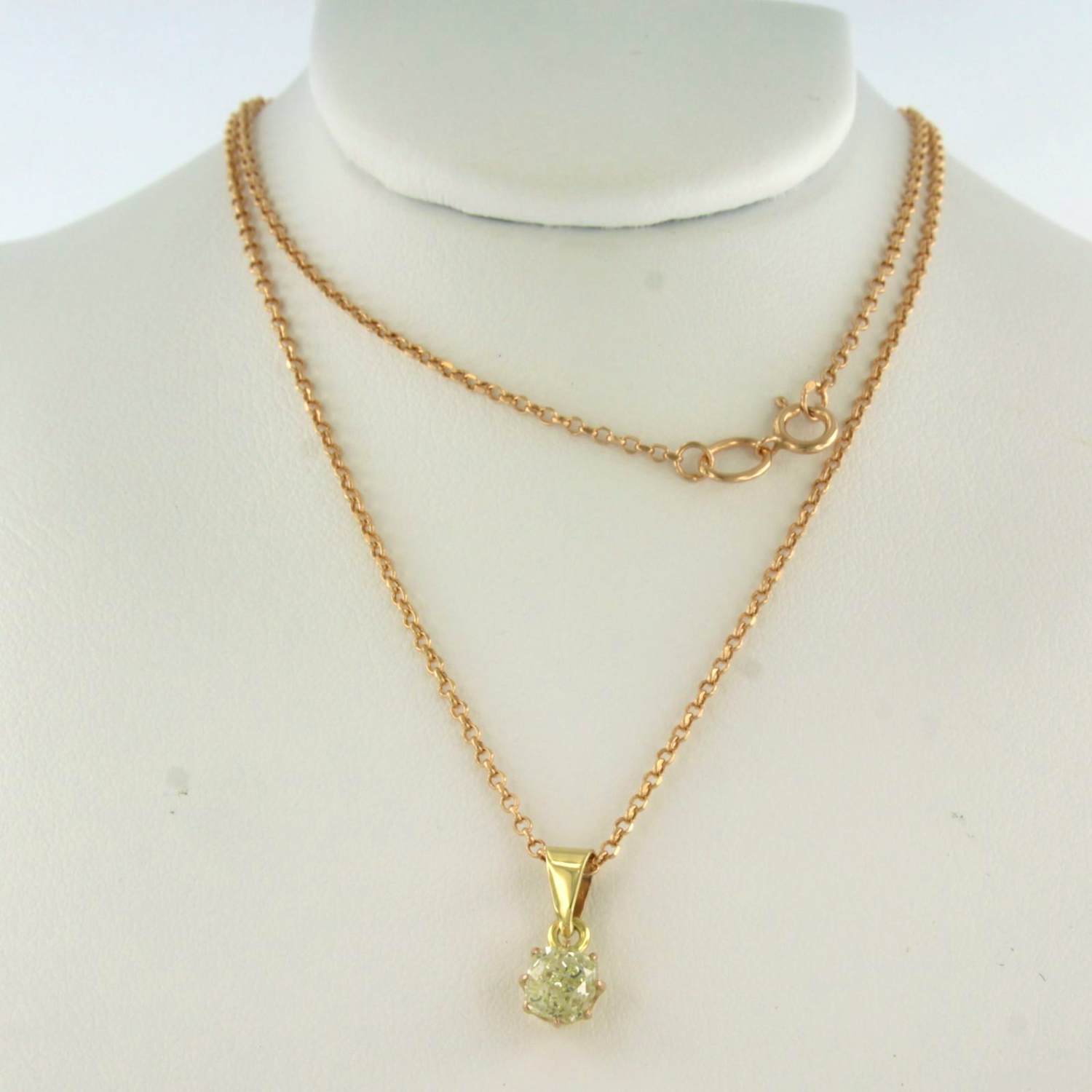 Buy 14k gouden collier solitairhanger met Bolsjewiek geslepen diamant 0.60ct? Bid from 460!