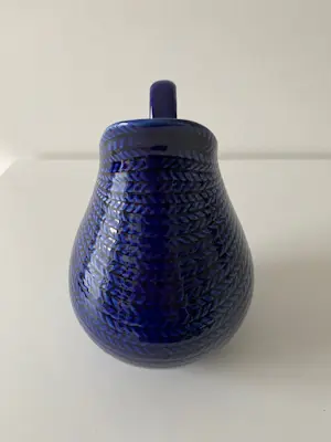 Rorstrand - Prachtige kan Rörstrand Blå Eld Hertha Bengtson 1949 kopen? Bied vanaf 29!