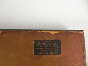 Egbert Oudendag - Kranten verkoper in de regen kopen? Bied vanaf 1!