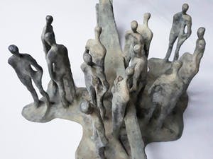 Ronald Tolman - Hommage aan Hannie Schaft, bronzen beeld (unica, zwaar en zeer groot) kopen? Bied vanaf 1850!