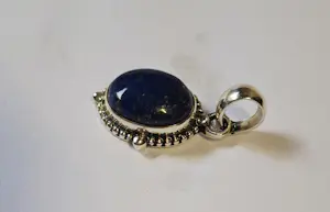 Nieuwe  vintage  zilveren ovale  hanger lapis lazuli kopen? Bied vanaf 55!