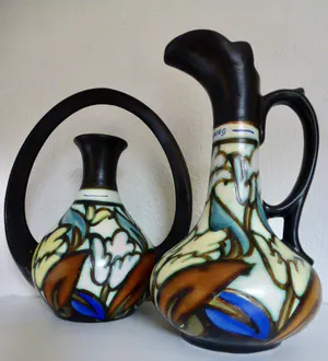 La Ceramique Montoise - Antoine Dubois - Handle vase 767/1 and ear vase 205 kopen? Bied vanaf 50!