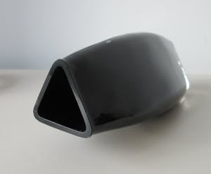 Krosno - Dubbelwandige zwart en blank glazen Triangel vaas kopen? Bied vanaf 25!