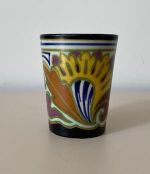 Plateelfabriek Ivora - Art deco platelen beker "Rotterdam" kopen? Bied vanaf 1!