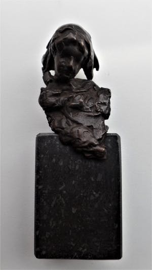 Astrid Veldhuyzen-Koppen - Buste vrouw met hoofddoek - Beeld kopen? Bied vanaf 10!