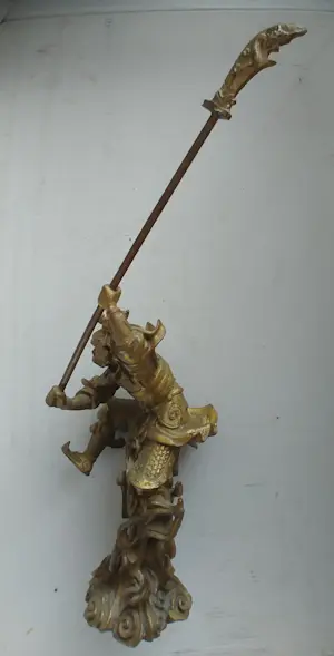 Niet of onleesbaar gesigneerd - Chinees volkskunst beeld (brons) van de legendarische figuur aap kopen? Bied vanaf 1!