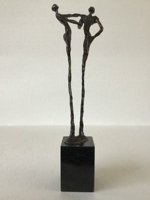 Corry Ammerlaan - “Dank” de Handdruk. Groot beeld 28 cm. kopen? Bied vanaf 1!